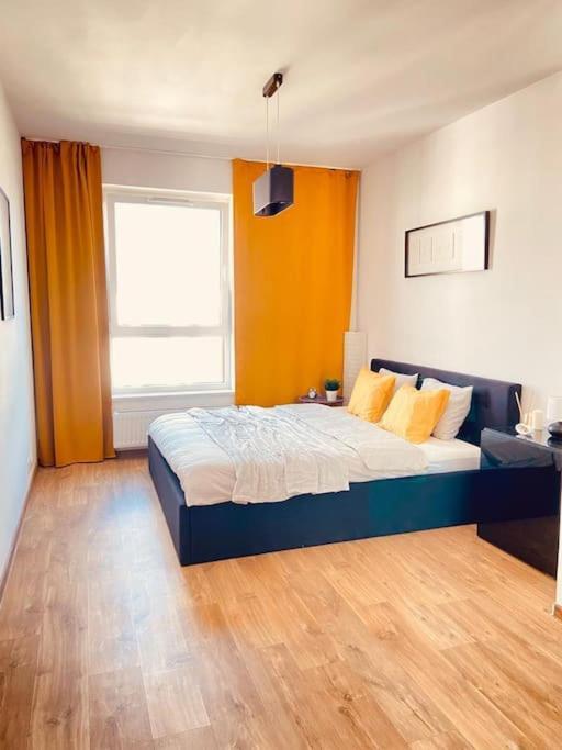 Spacious,Stylish And Comfortable 2 Room Apartment With Million Dollar View Varsavia Esterno foto