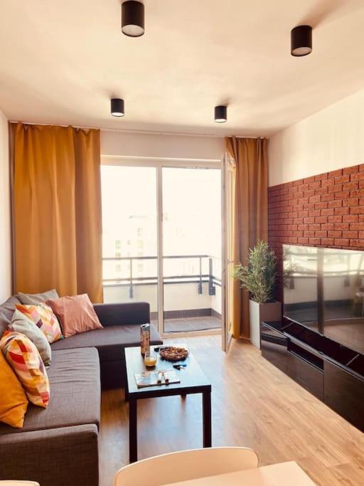 Spacious,Stylish And Comfortable 2 Room Apartment With Million Dollar View Varsavia Esterno foto